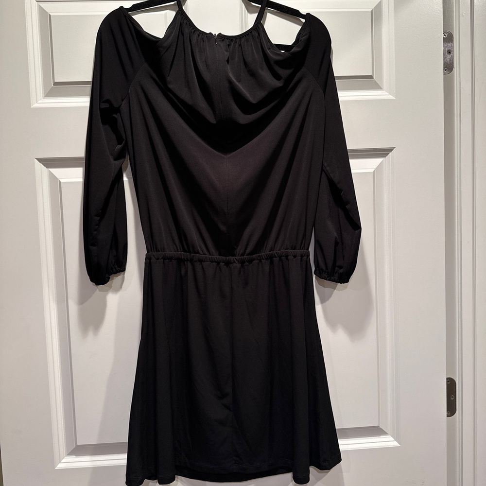 Michael Kors dress.  Black sz. Small.           Worn once